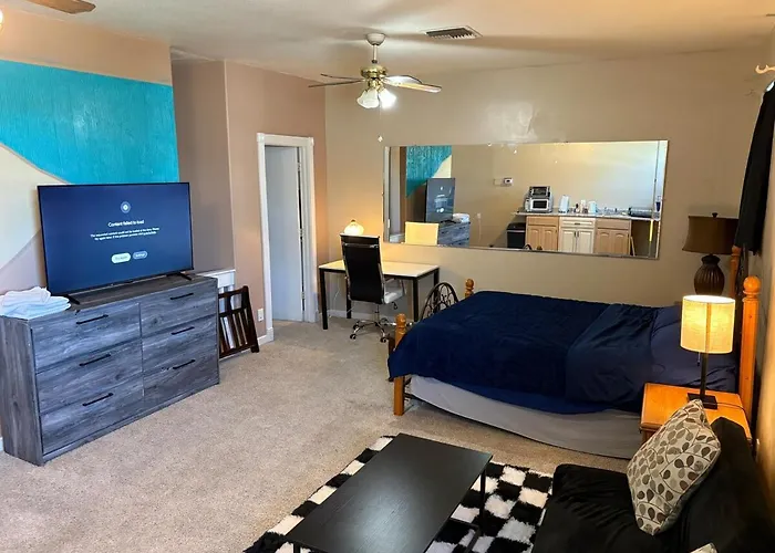 Emerald Loft Swimming Pool Kitchen Dwntwn Apartment Phoenix